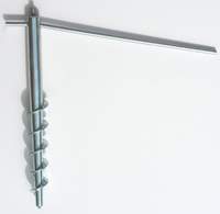 Grondanker voorzien van vastzetschroef, 2x met verbindingsbuis - voor een vrije opstelling in de tuin.