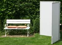 Grondanker voorzien van vastzetschroef, 2x met verbindingsbuis - voor een vrije opstelling in de tuin.